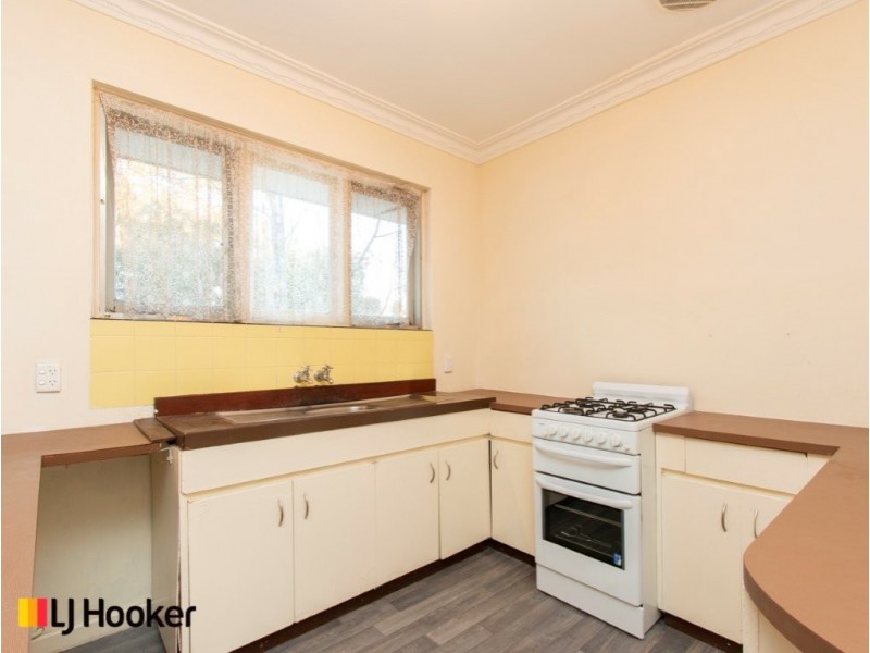 25 Holmes Street, Shelley WA 6148