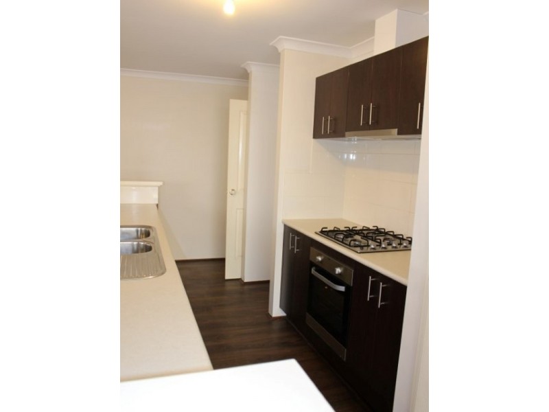 18 Gingerale Circle, Byford WA 6122