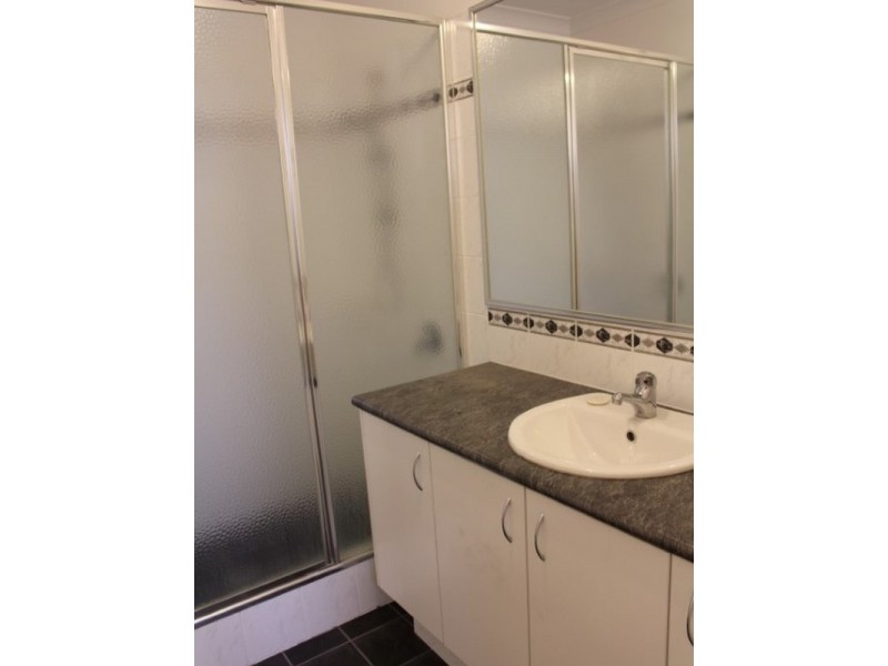 18 Gingerale Circle, Byford WA 6122