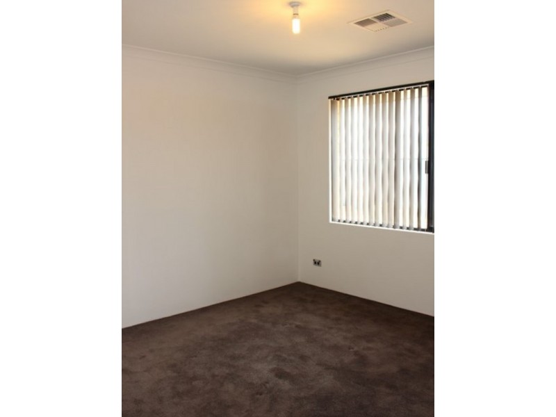 18 Gingerale Circle, Byford WA 6122