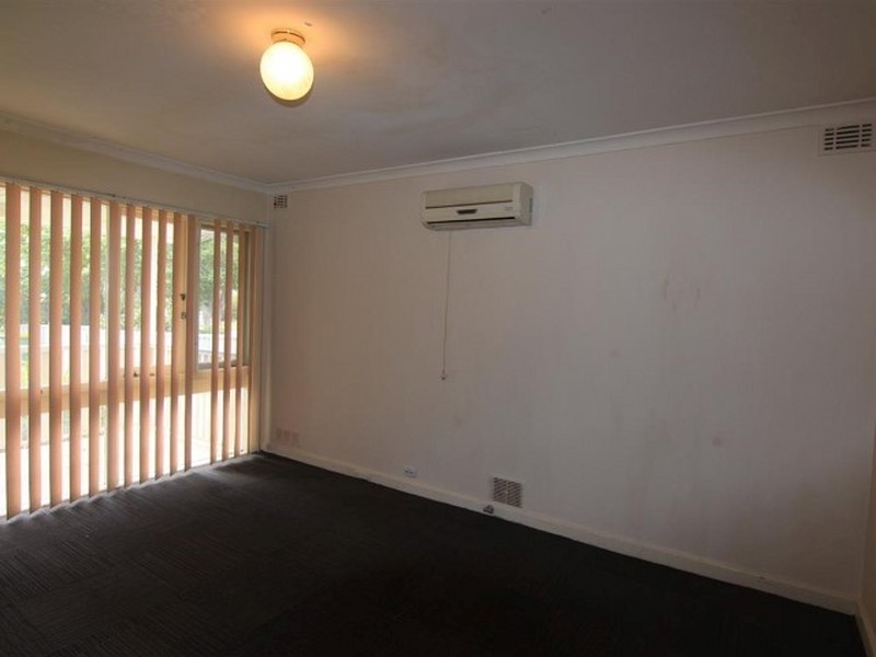 52 Clenham Way, Kelmscott WA 6111
