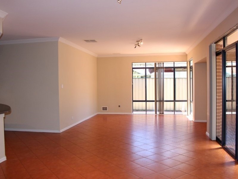 37B Leach Avenue, Riverton WA 6148