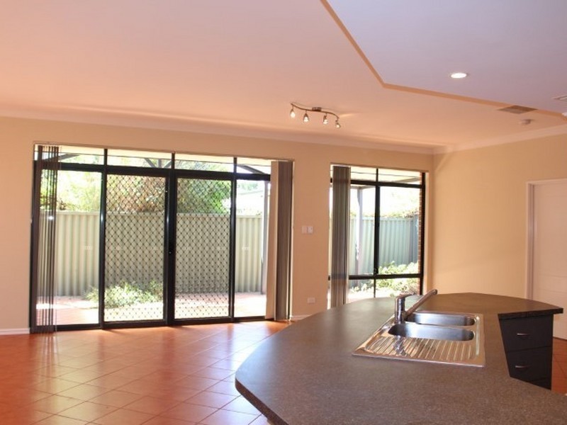 37B Leach Avenue, Riverton WA 6148