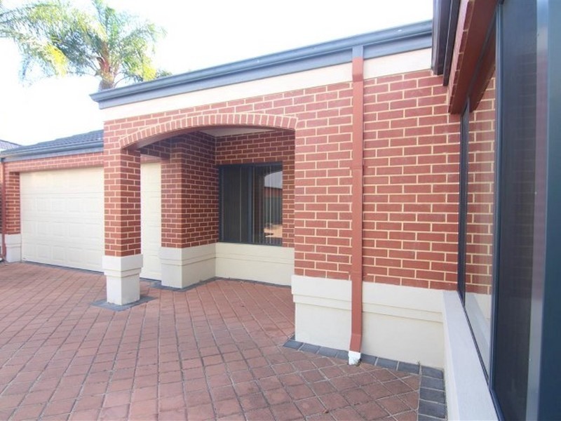 37B Leach Avenue, Riverton WA 6148