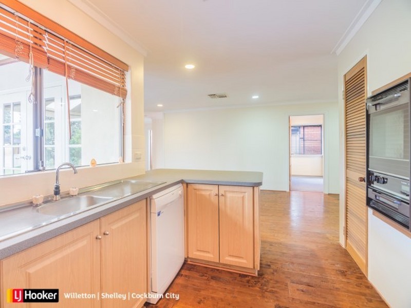 10 Werribee Crescent, Willetton WA 6155