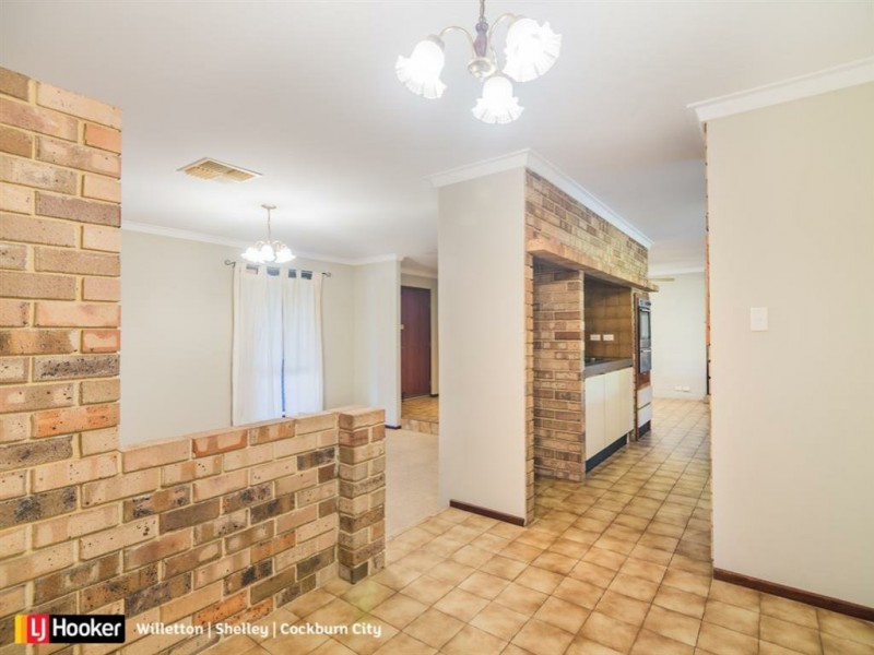 18 Leonard Way, Spearwood WA 6163