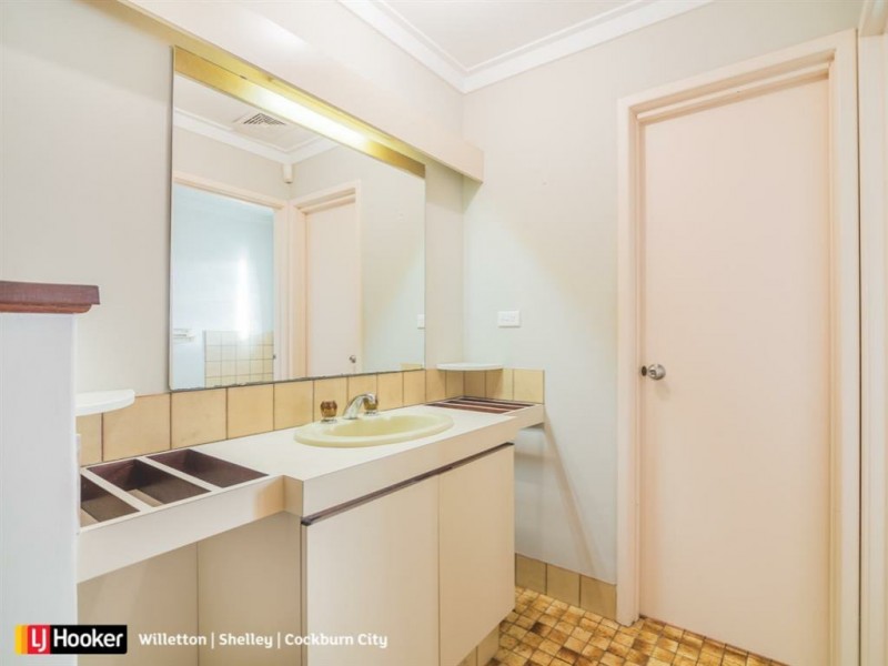 18 Leonard Way, Spearwood WA 6163