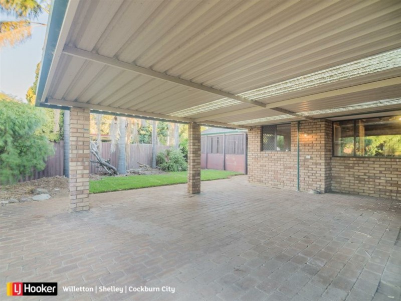 18 Leonard Way, Spearwood WA 6163