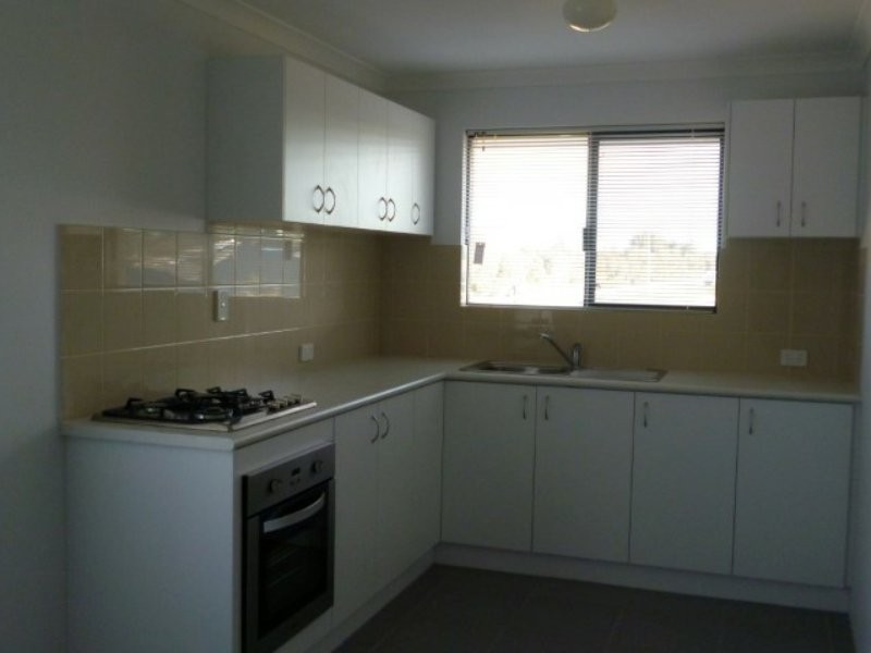 5 Caper Place, Success WA 6164