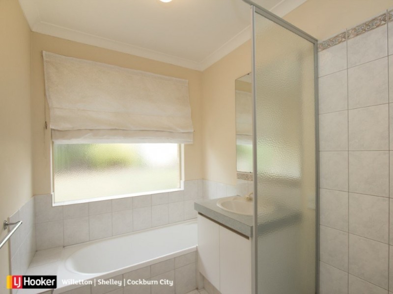 9 Callara Vista, Success WA 6164