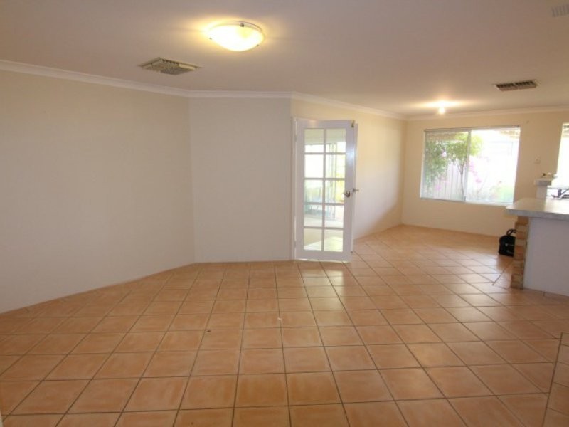 61 Lucas Loop, Canning Vale WA 6155