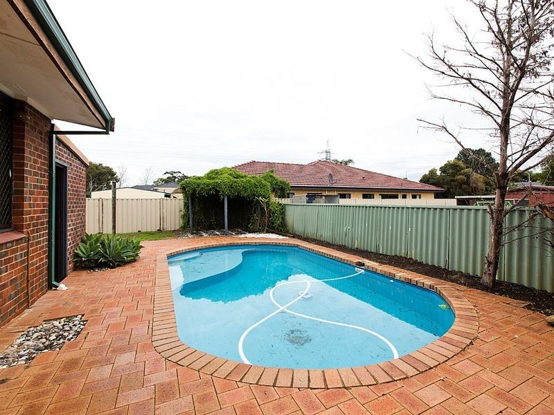17 Zinnia Way, Willetton WA 6155