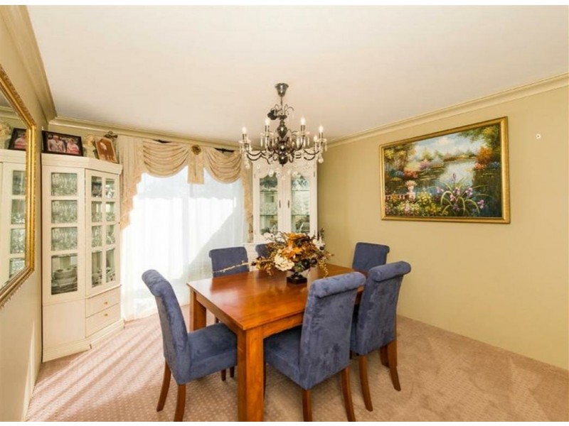 32 Roebuck Avenue, Canning Vale WA 6155