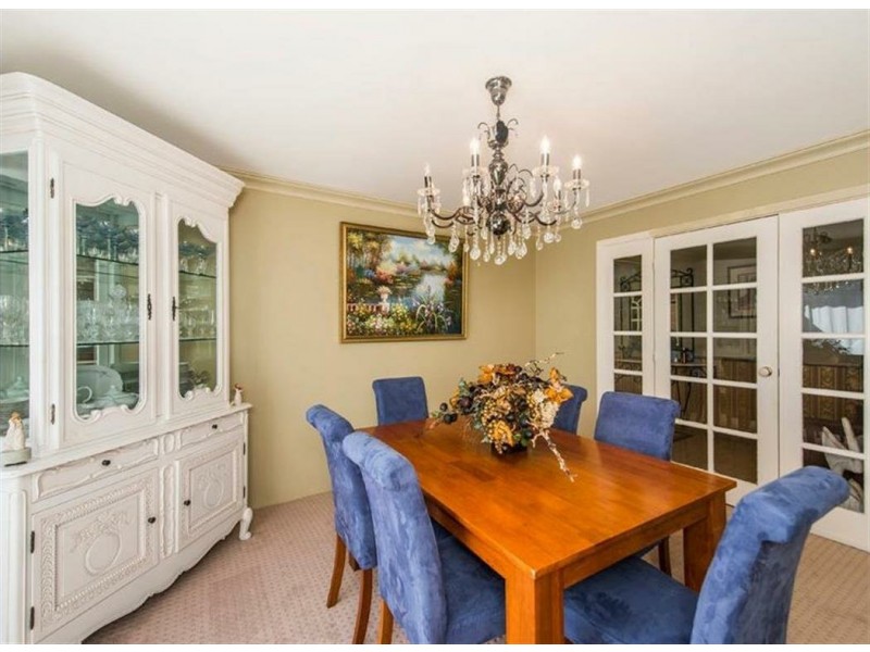 32 Roebuck Avenue, Canning Vale WA 6155