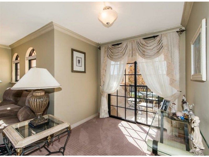 32 Roebuck Avenue, Canning Vale WA 6155