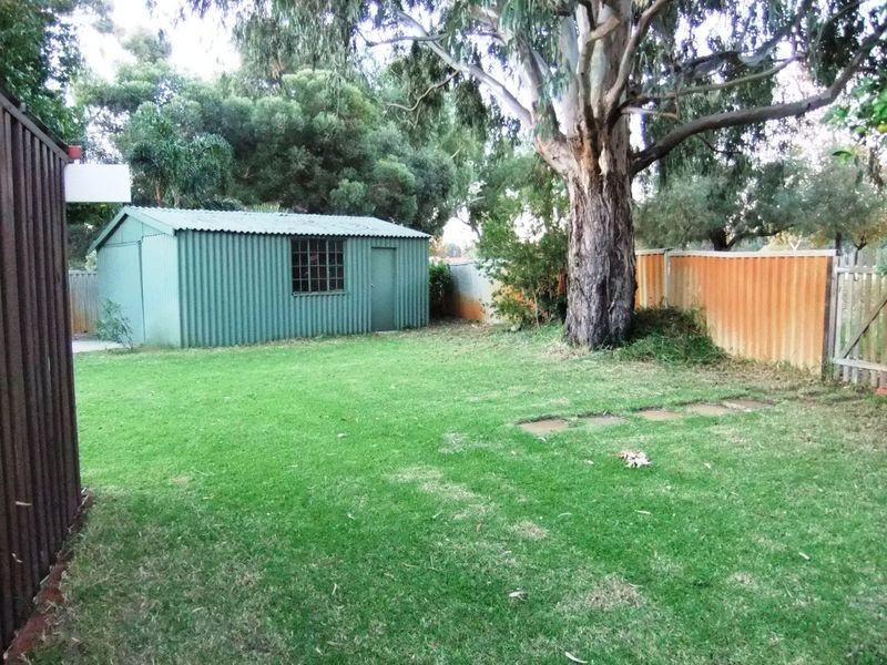12 Hardy Street, Bull Creek WA 6149