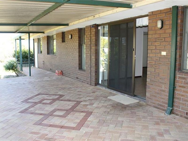 25 Delwood Place, Willetton WA 6155