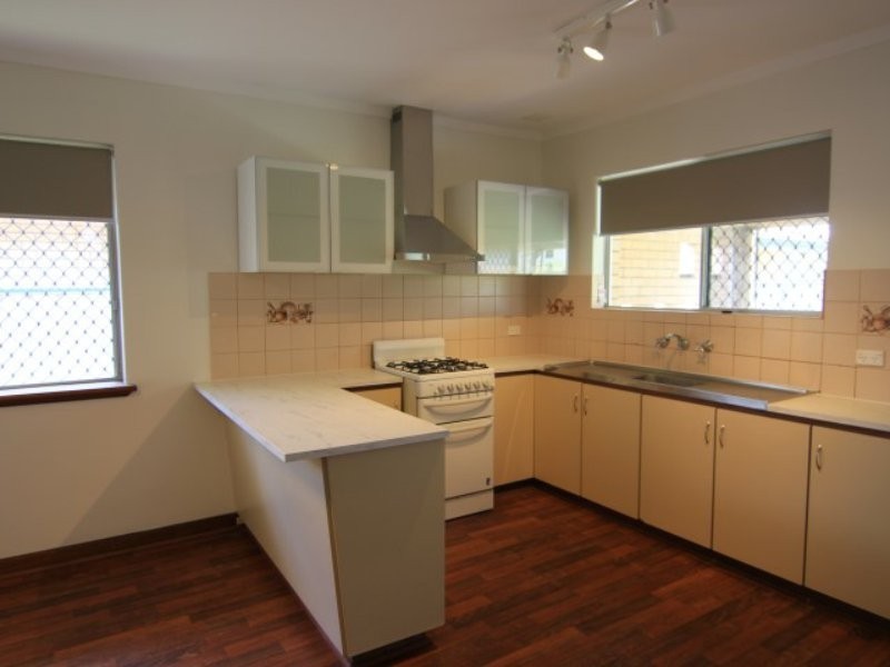 14 Rhonda Ave, Willetton WA 6155