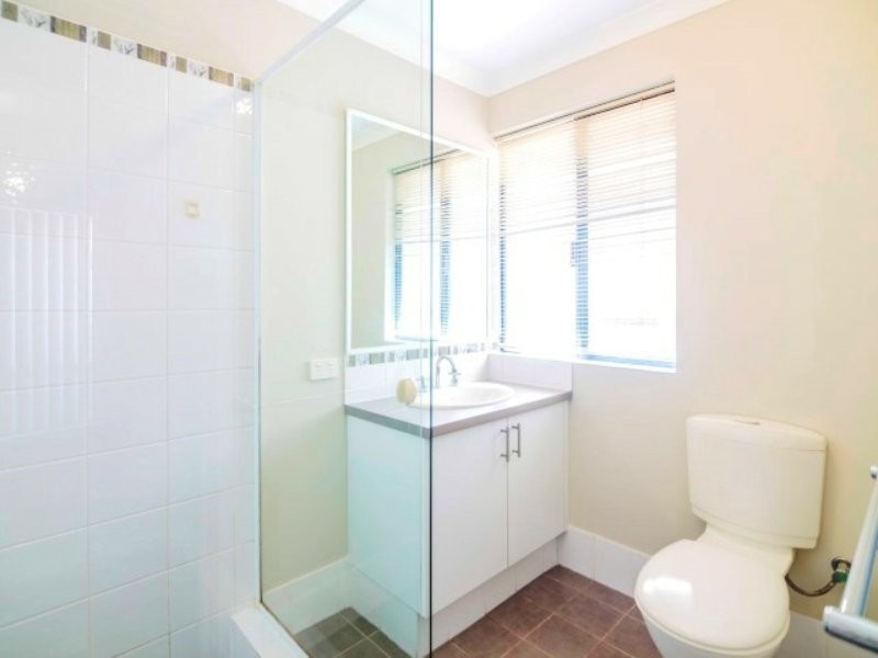 7 Oliver Vista, Bertram WA 6167