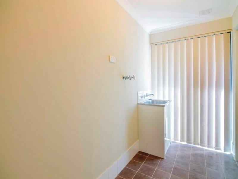 7 Oliver Vista, Bertram WA 6167