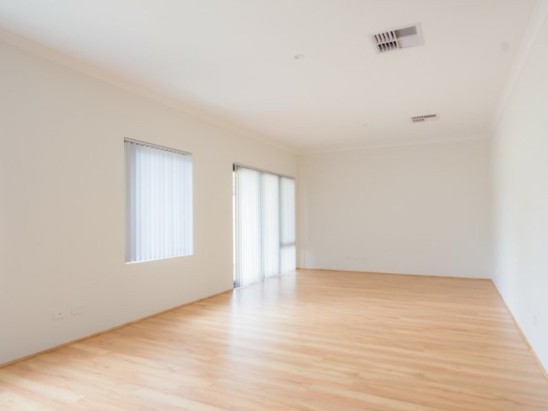 2B Dewey Street, Shelley WA 6148