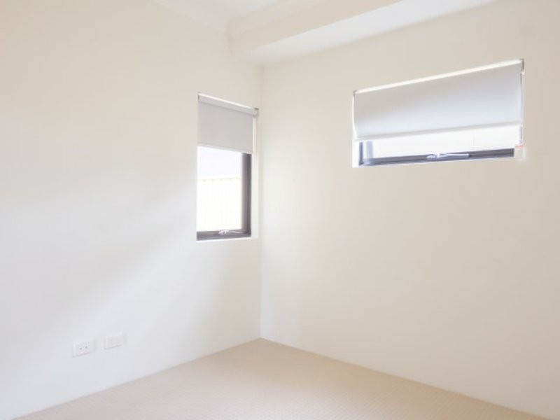 2B Dewey Street, Shelley WA 6148
