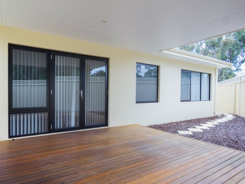 2B Dewey Street, Shelley WA 6148