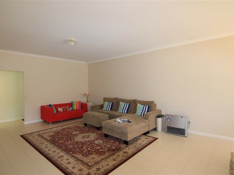 26 Hambly Crescent, Canning Vale WA 6155