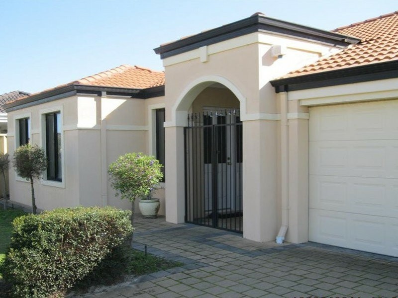 26 Hambly Crescent, Canning Vale WA 6155