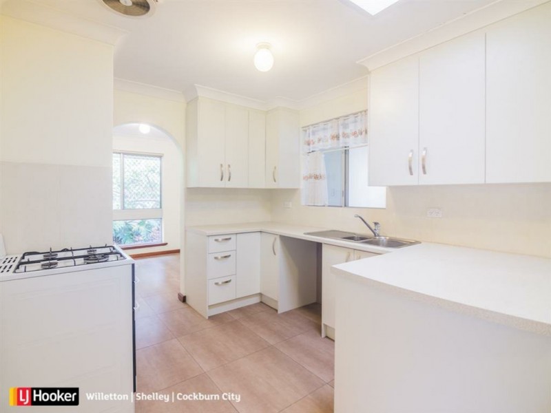 6 Manus Place, Parkwood WA 6147