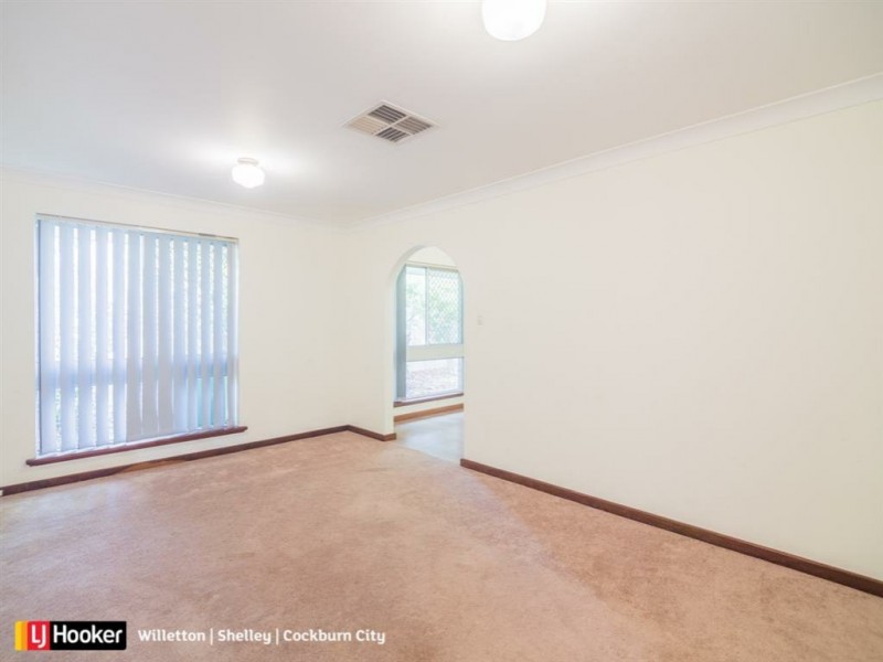 6 Manus Place, Parkwood WA 6147