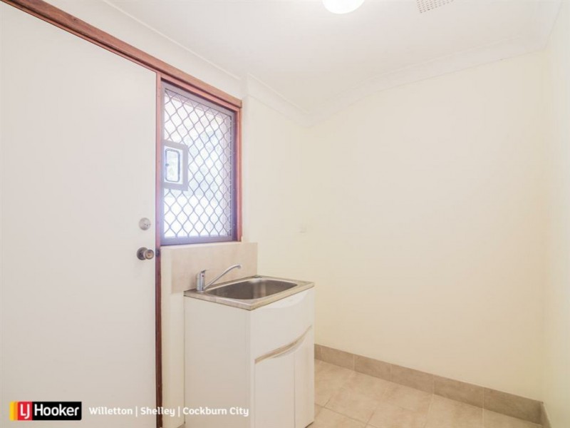 6 Manus Place, Parkwood WA 6147