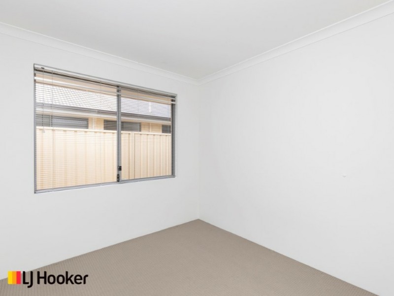 23 Mariposa Gardens, Success WA 6164