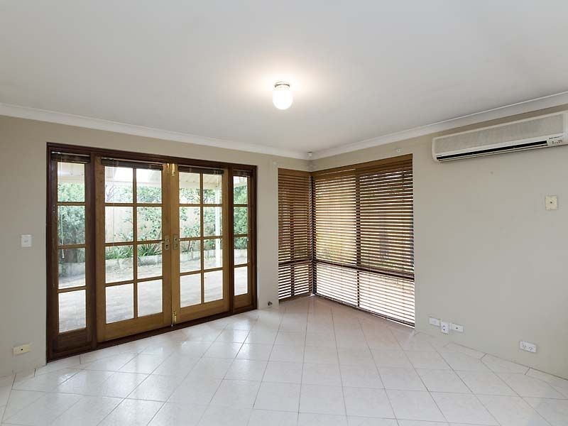 8a Pendock Place, Willetton WA 6155