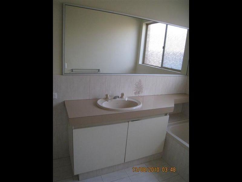 1/21 Mosiac Street, Shelley WA 6148