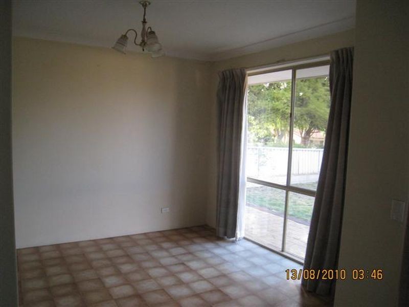 1/21 Mosiac Street, Shelley WA 6148