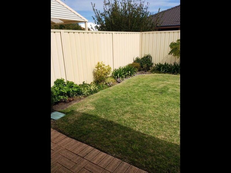 19 Barkley Loop, Canning Vale WA 6155