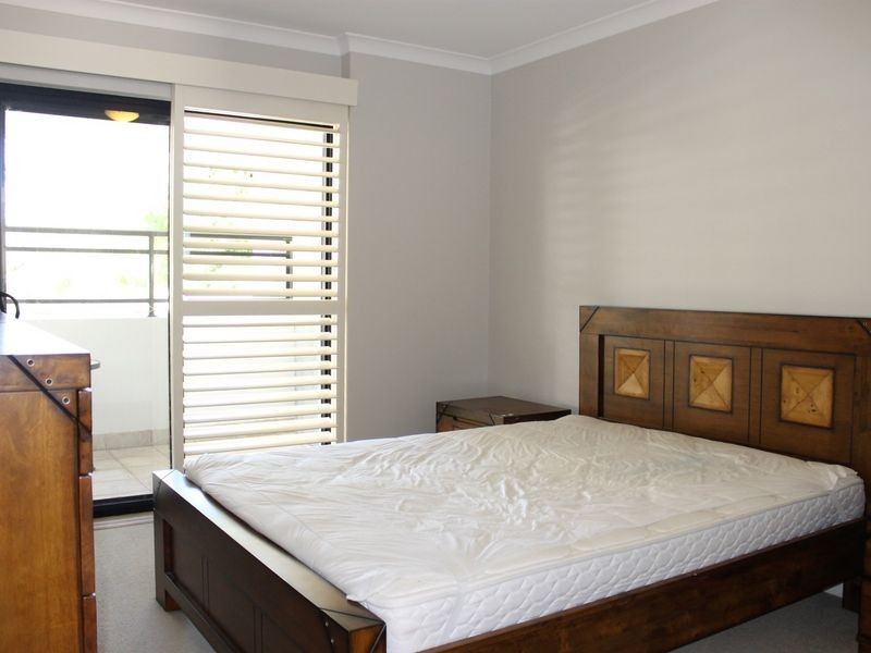 1/37 Labouchere Road, South Perth WA 6151