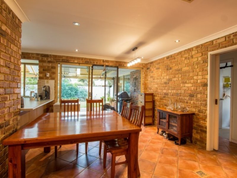 15 Chaparral Crescent, Willetton WA 6155