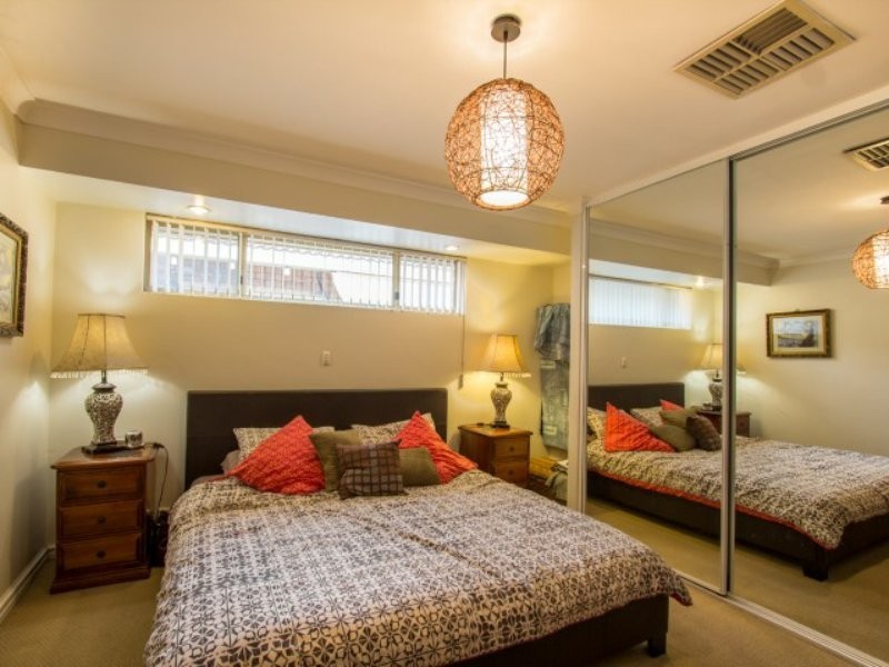 15 Chaparral Crescent, Willetton WA 6155