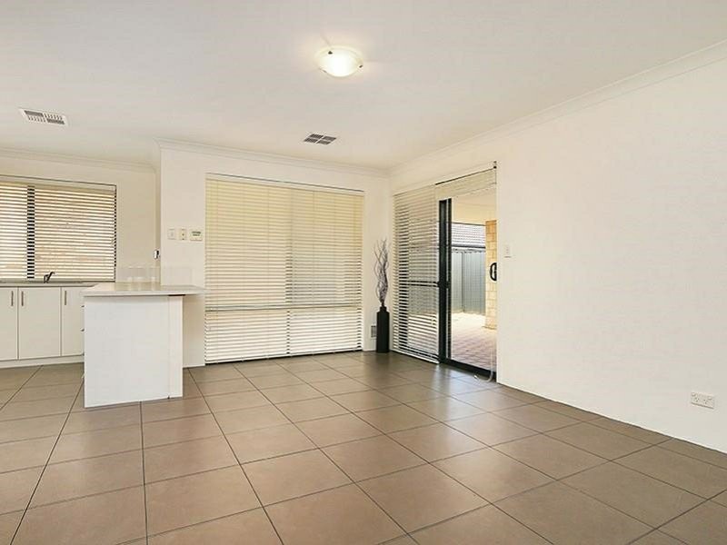 7 Gowrie Approach, Canning Vale WA 6155
