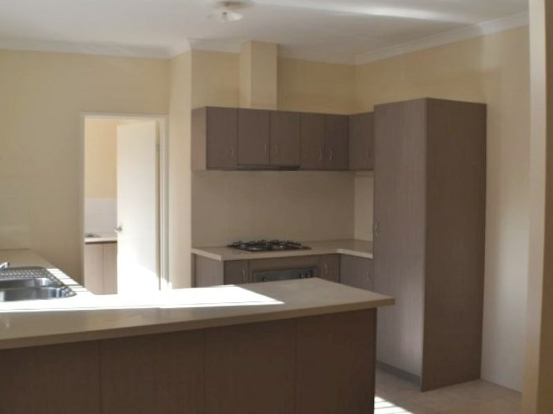 4 Penola Court, Clarkson WA 6030