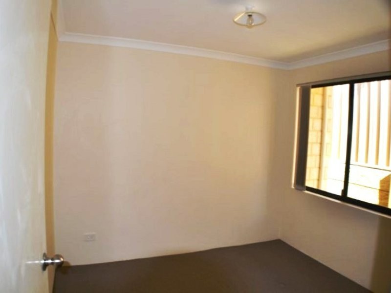 4 Penola Court, Clarkson WA 6030