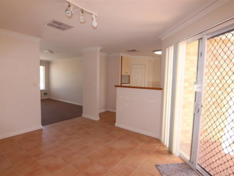 6 Davies Lane, Bentley WA 6102