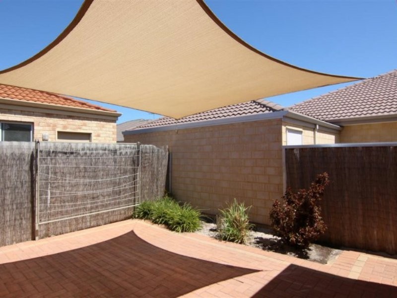 6 Davies Lane, Bentley WA 6102