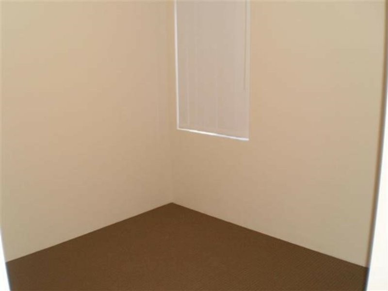 8/54 Sixth Road, Armadale WA 6112