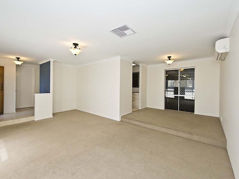 50 Hossack Avenue, Parkwood WA 6147