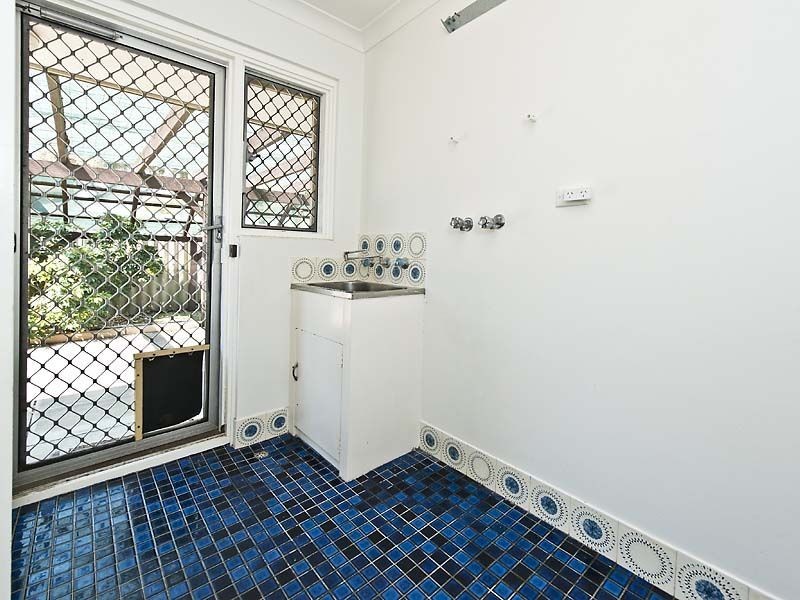 50 Hossack Avenue, Parkwood WA 6147