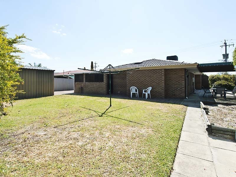 50 Hossack Avenue, Parkwood WA 6147