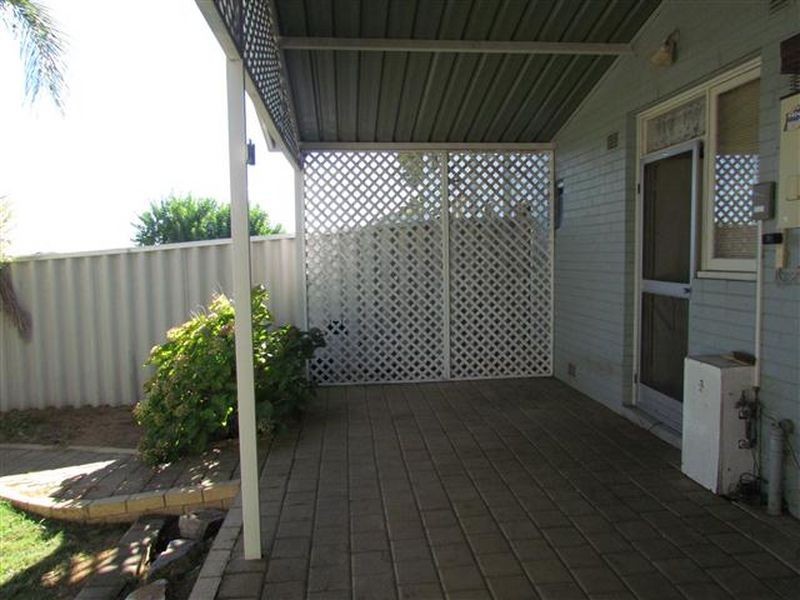 6/19 Woodley Way, Parmelia WA 6167